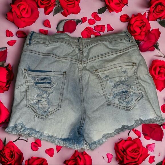 Fashion Nova Jean Shorts Blue Distressed Frayed Ripped Denim Size 11 Waist 30 - Picture 4 of 16